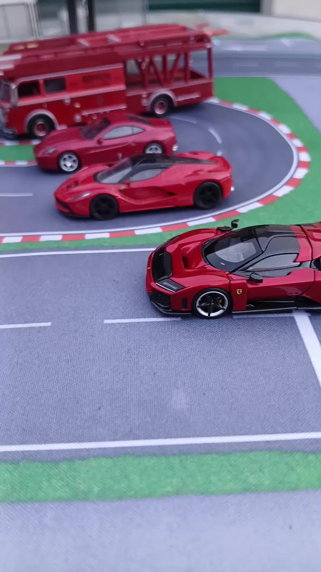 @hunterdiecast