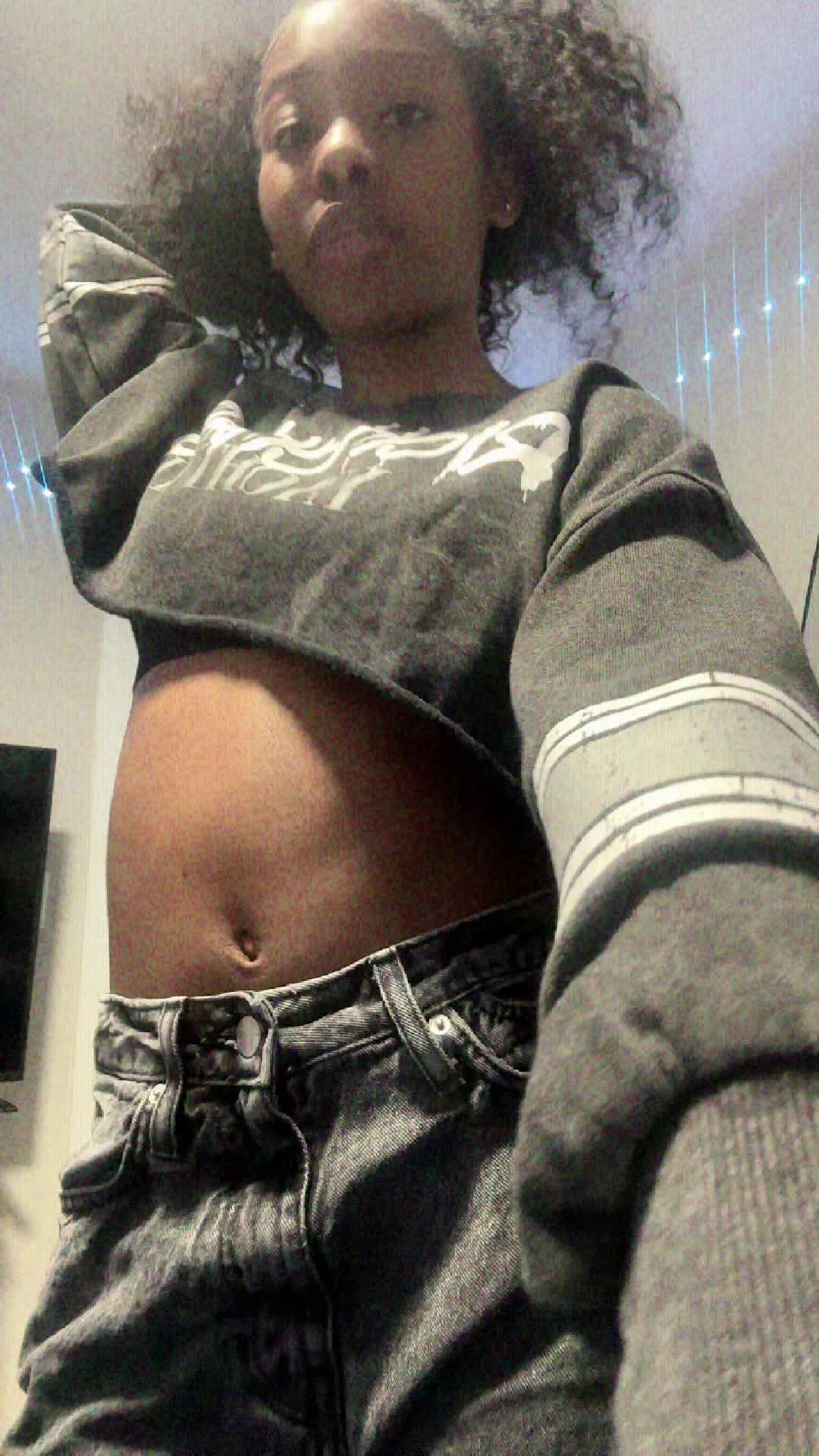 @👸🏽