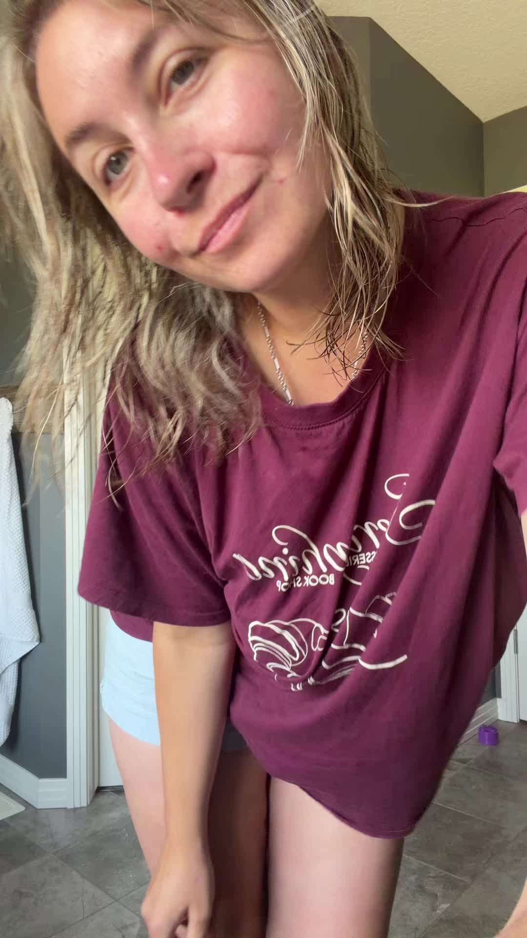 @Rhiannonaxo