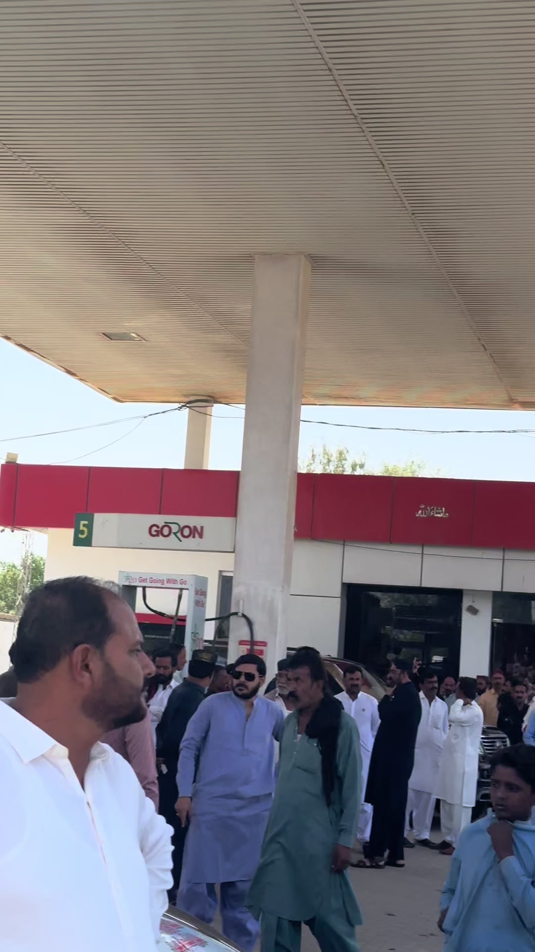 @Sardar Ali Hassan taherani