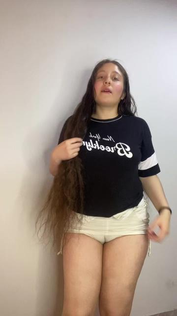 @camilareyeslara