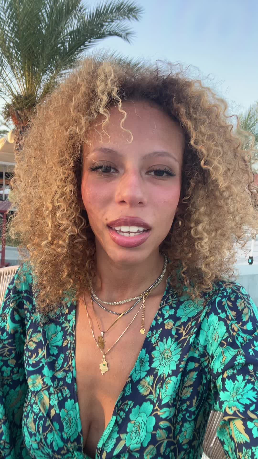 @_M&eacute;liana_
