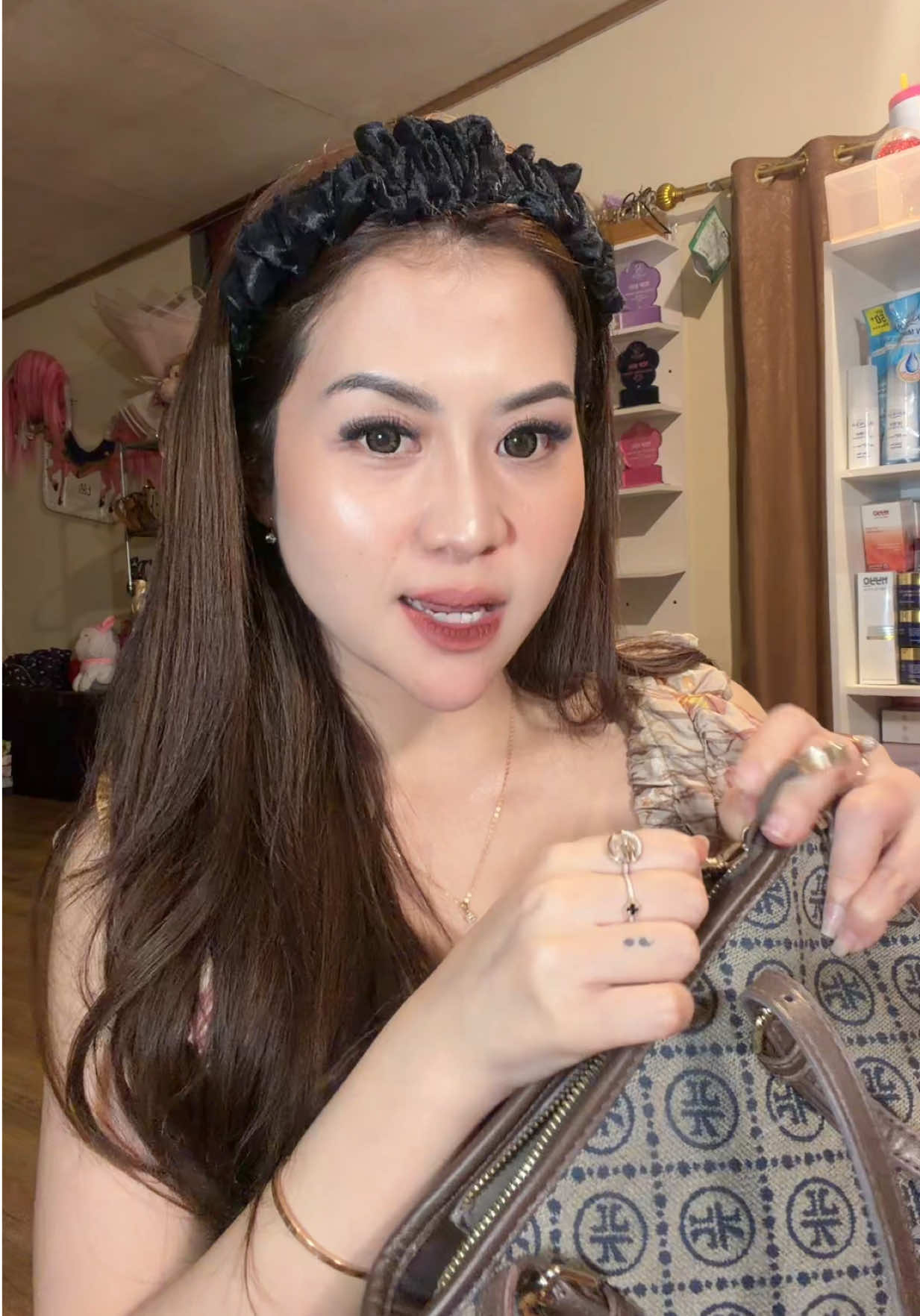 @ebbii