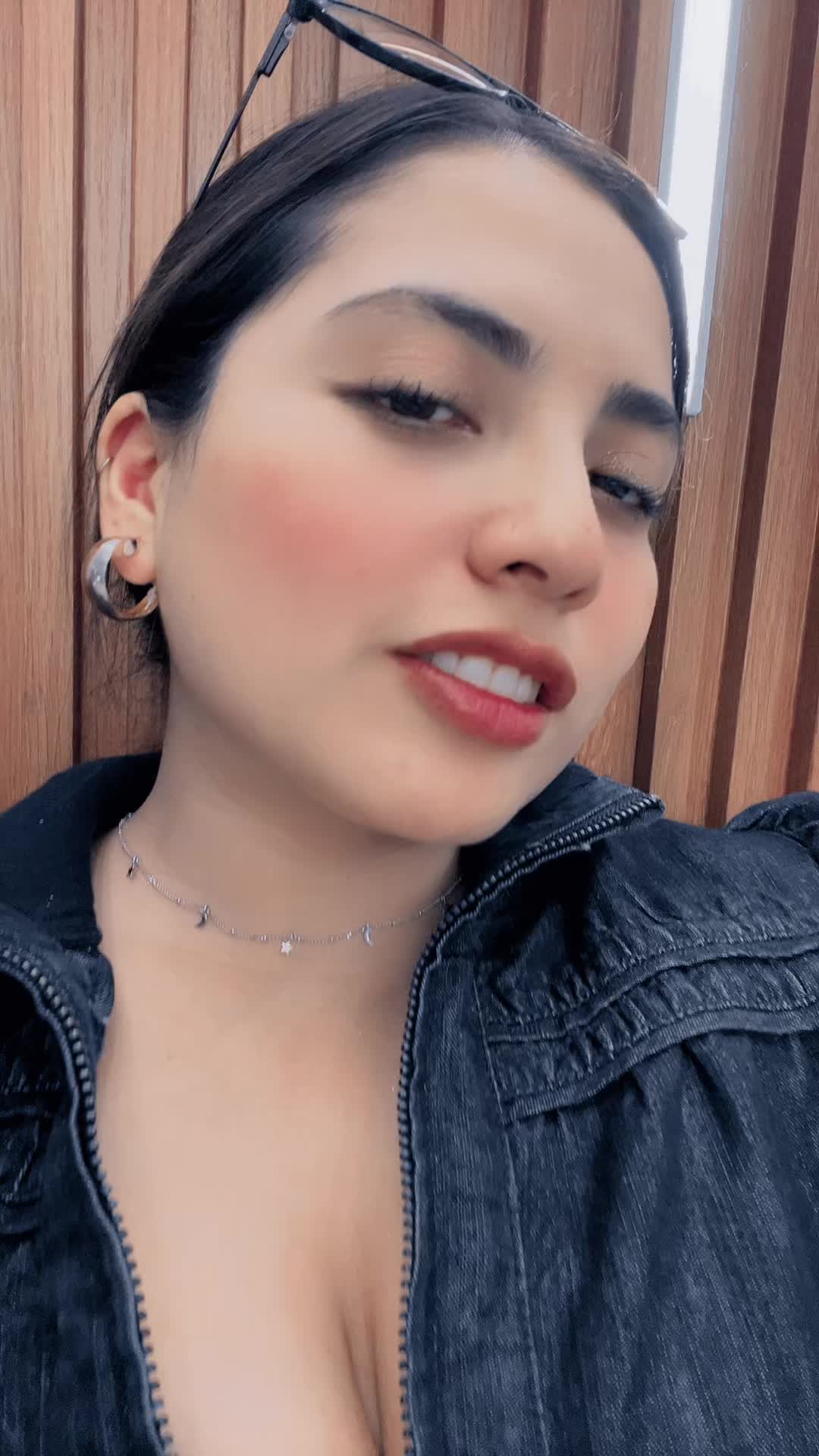 @carolinesabash