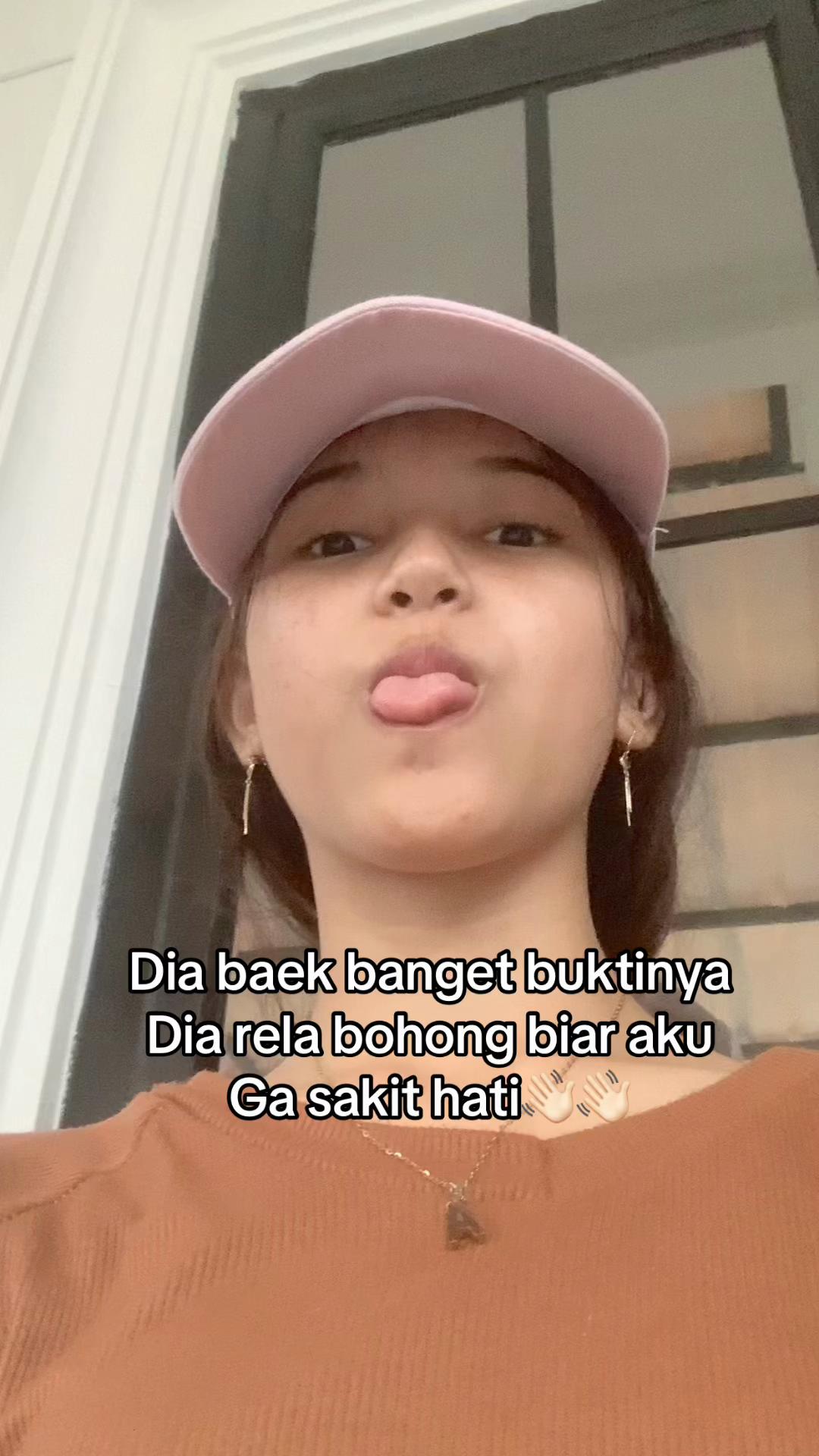 @Abcdefghi