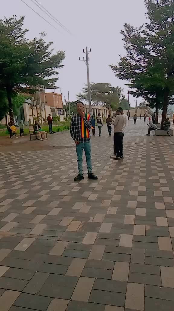 @Ayineboom