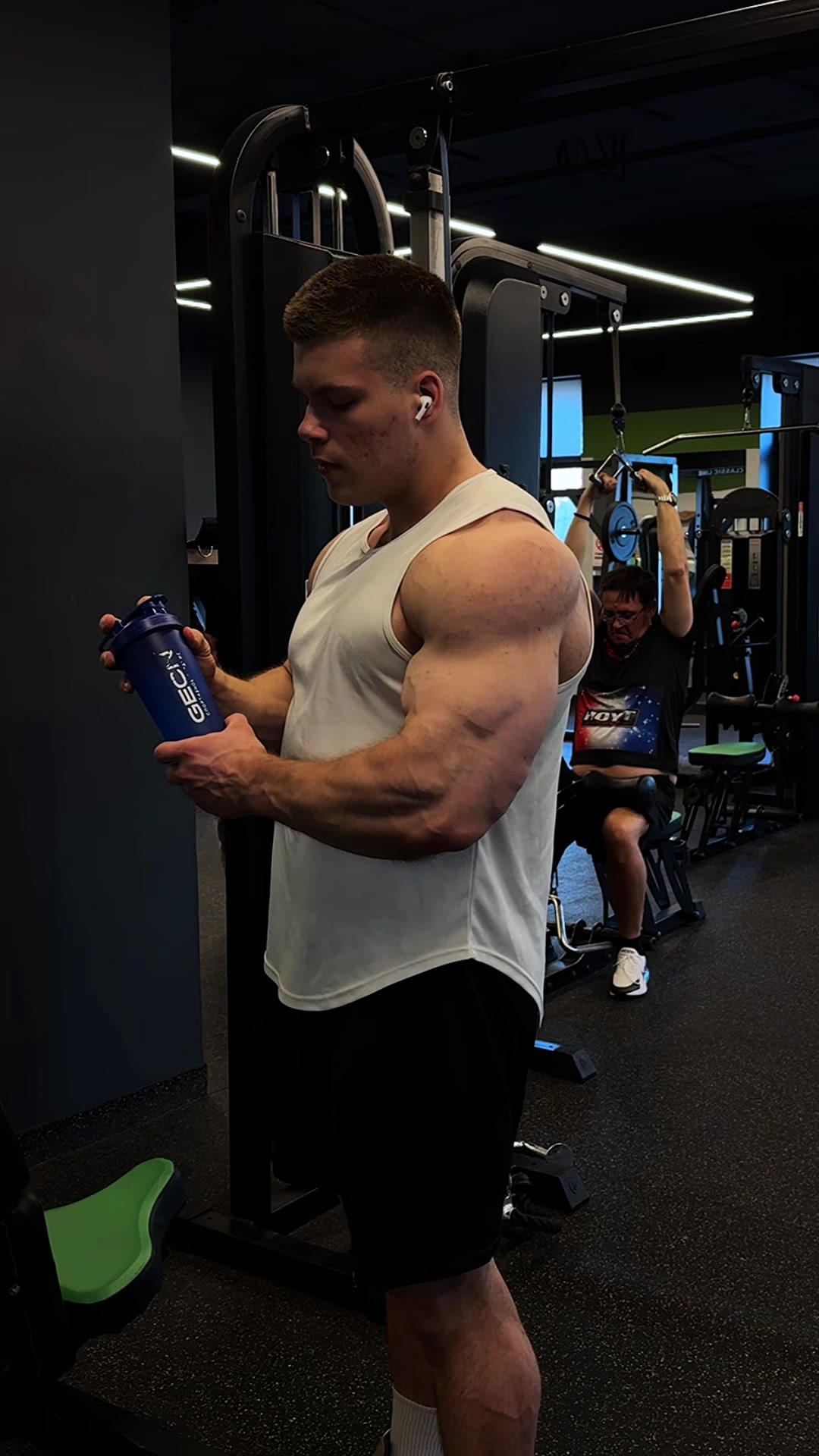 @1ron_sam