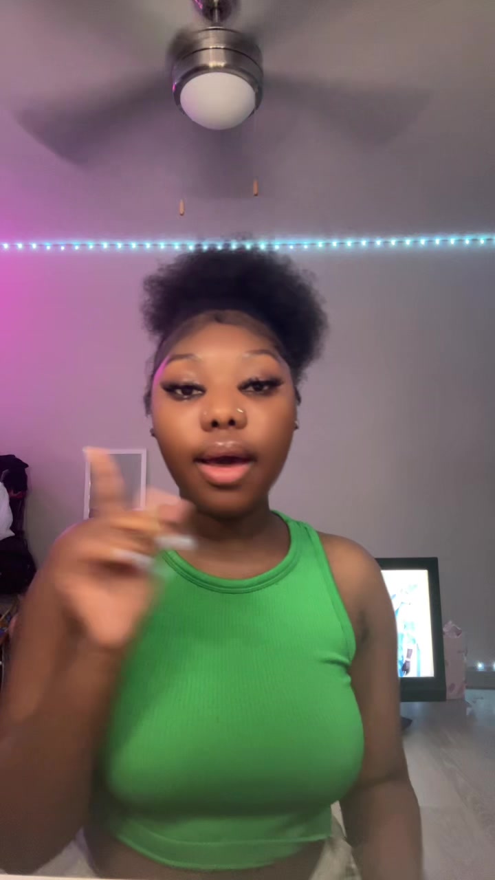 @Theyluv. Jaja☁️🧸