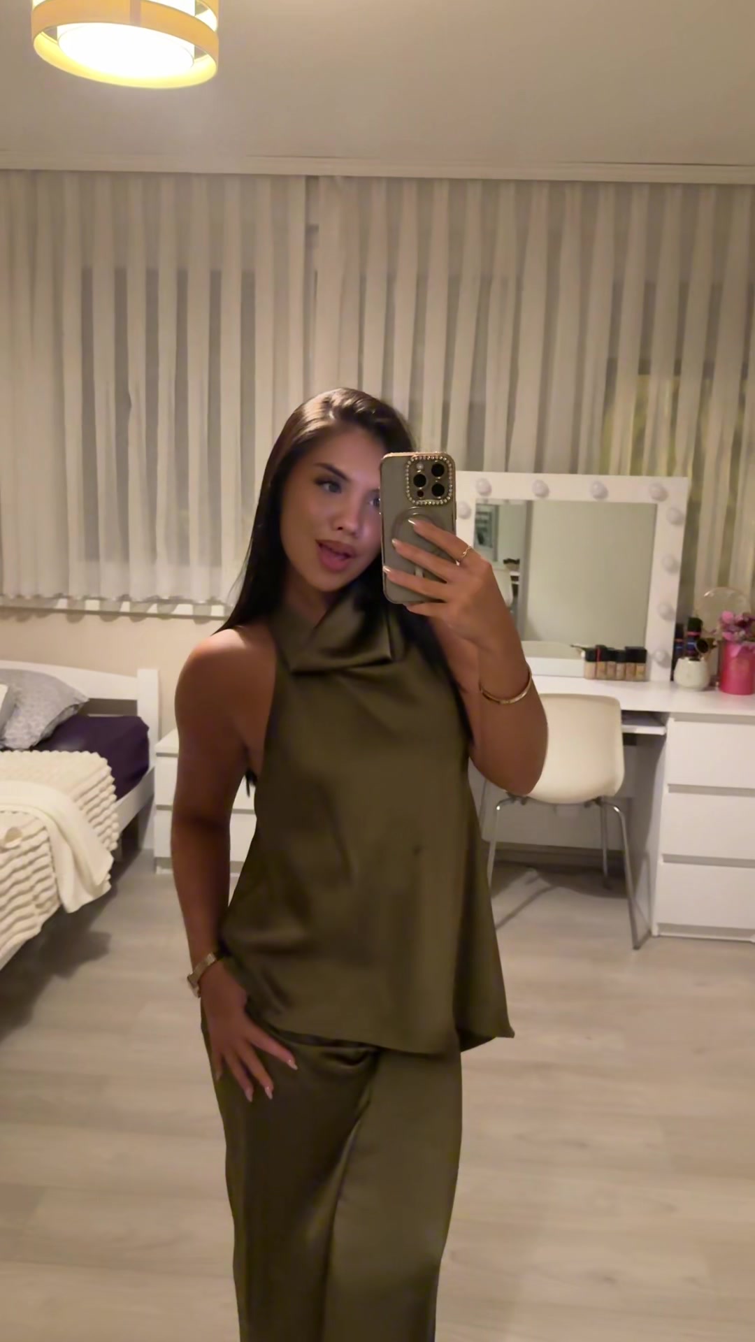 @Lorena
