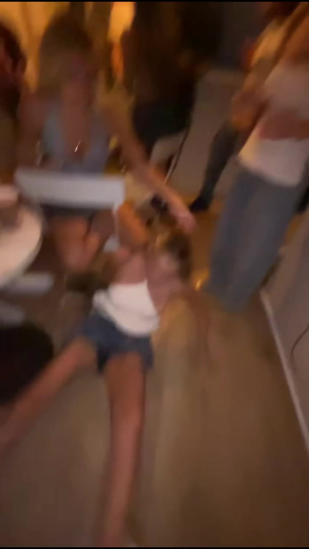 @Ashleee