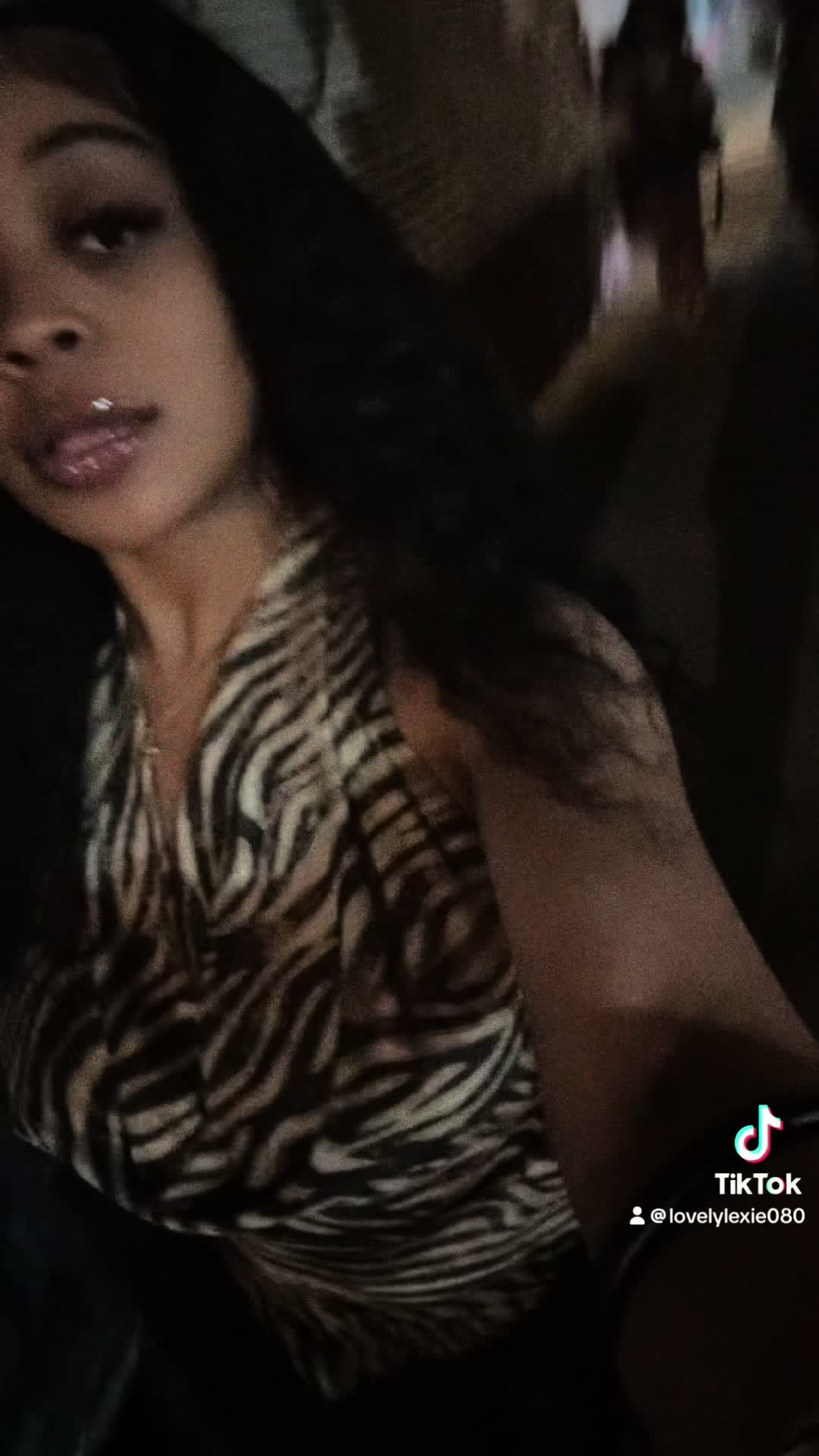 @LovelyLexiee