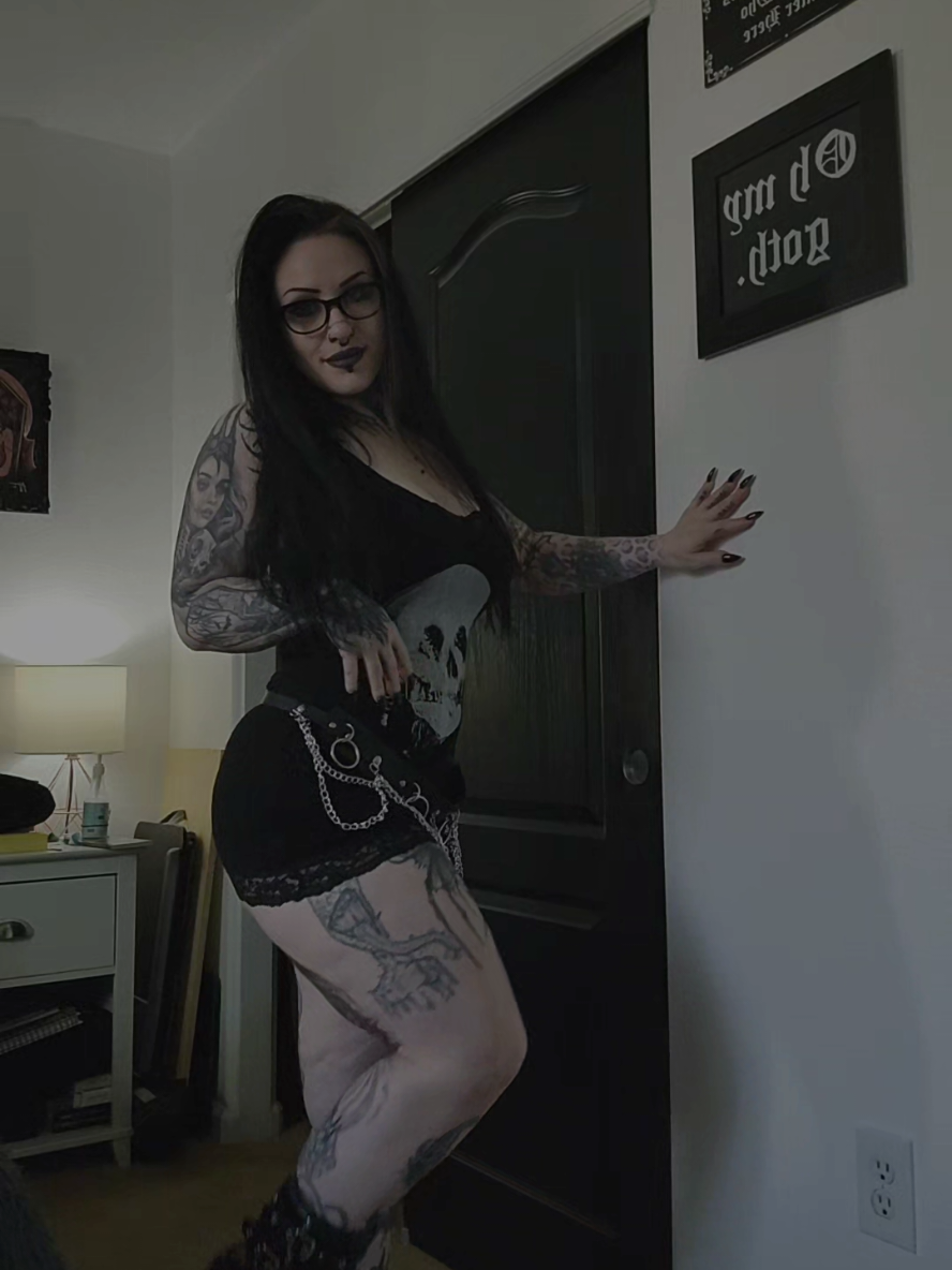 @โ x oh my goth โ