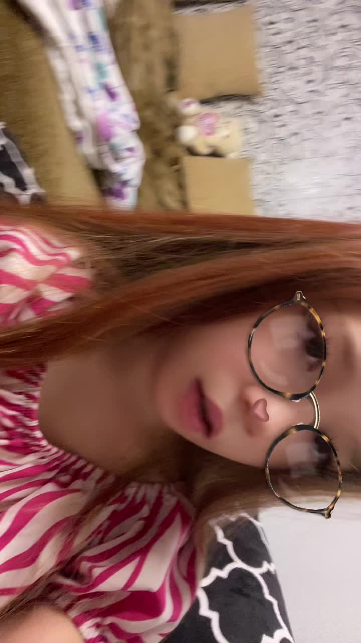 @….
