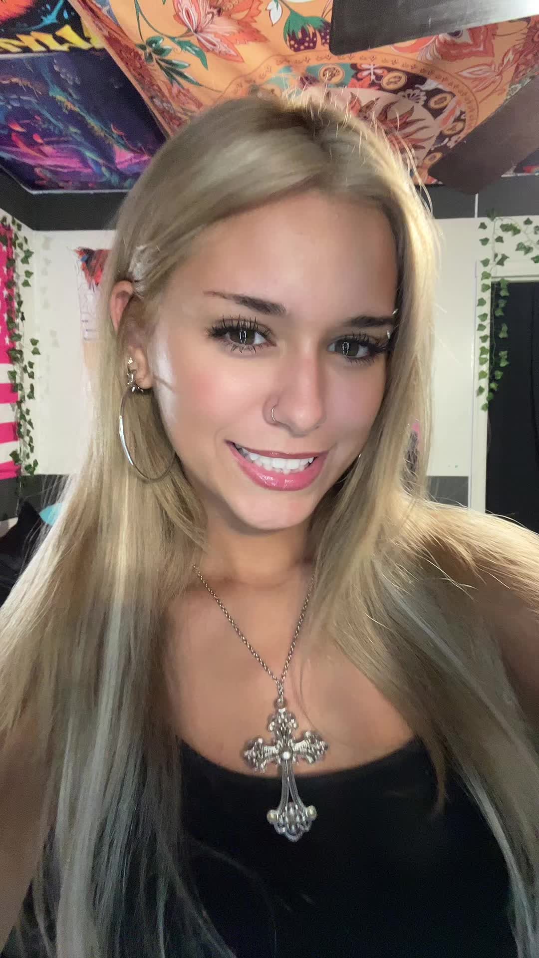 @ahailoh