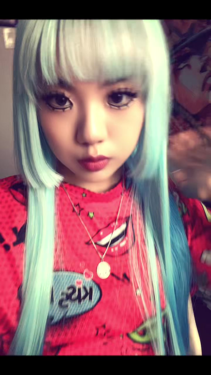 @v!v