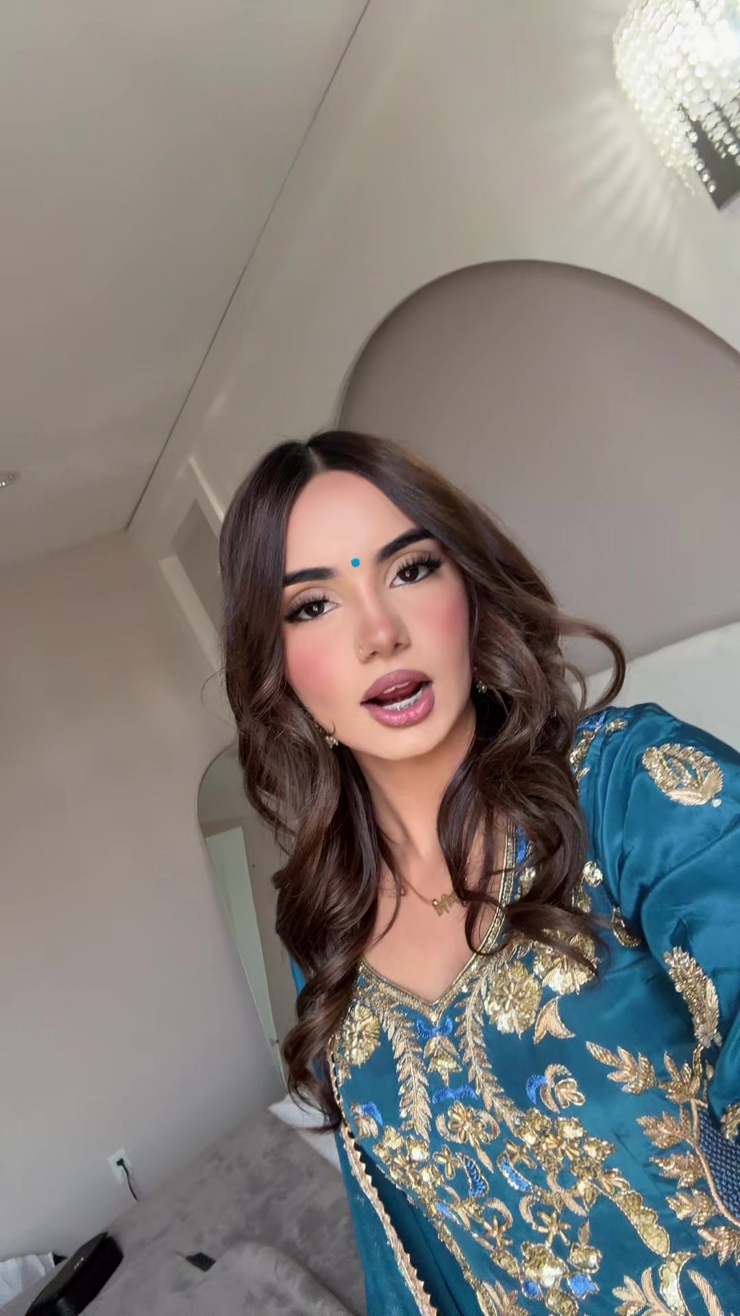 @𝓜𝓪𝓷𝓾