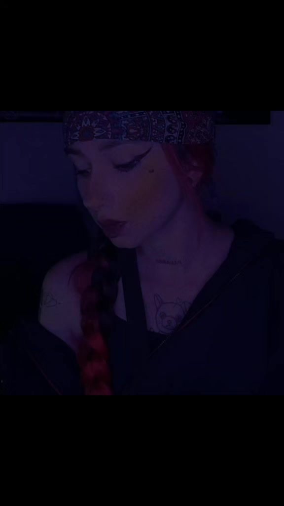 @𝙘𝙖𝙧𝙡𝙤𝙨𝙨_𝙡𝙮𝙧𝙞𝙘𝙨