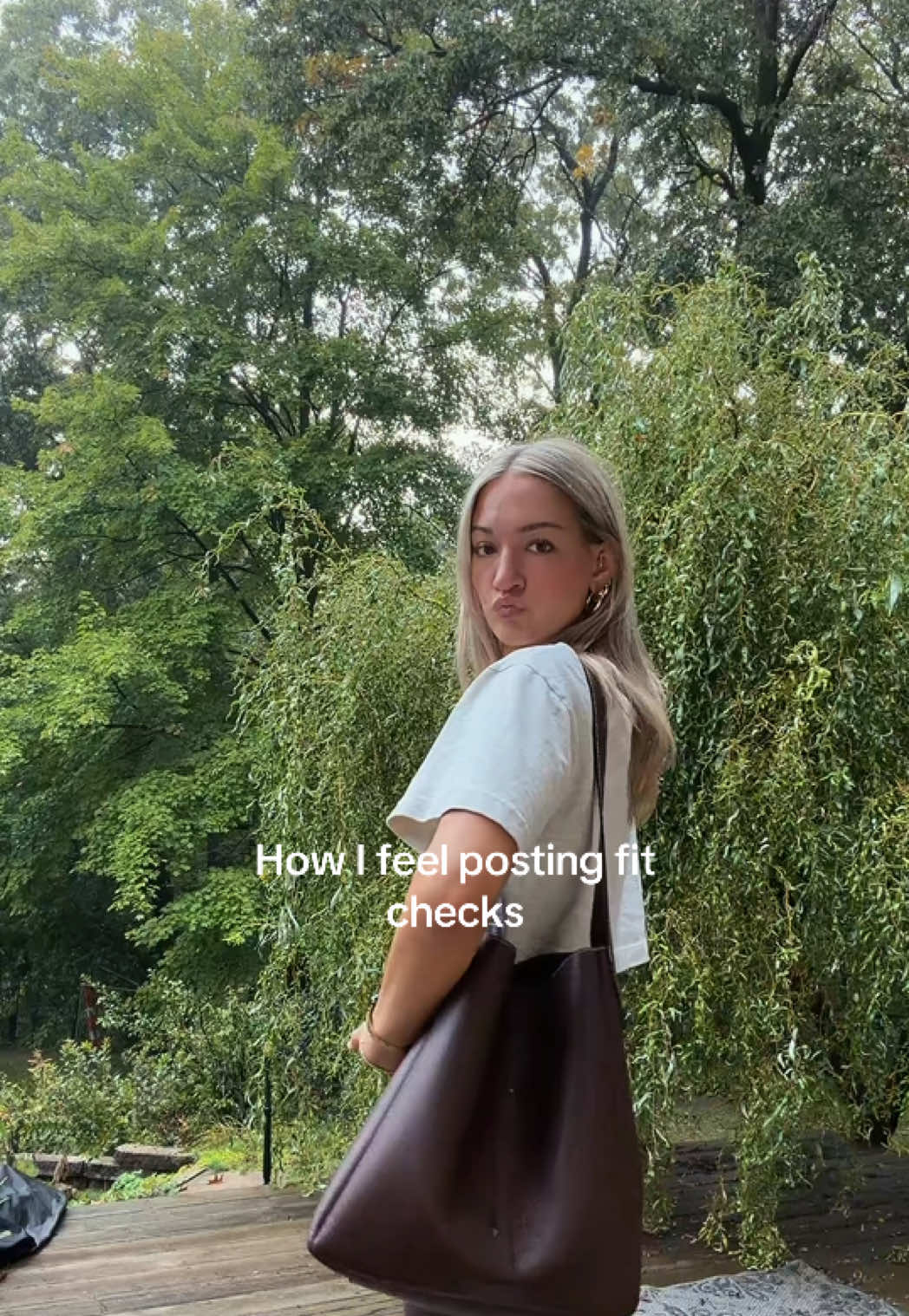 @caitlynnavery
