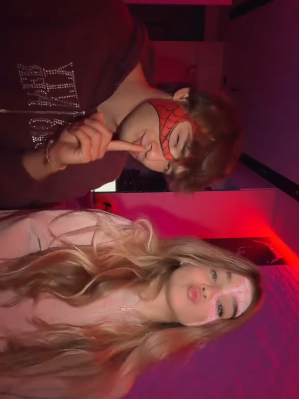 @🦊Соня Расселл.🦊