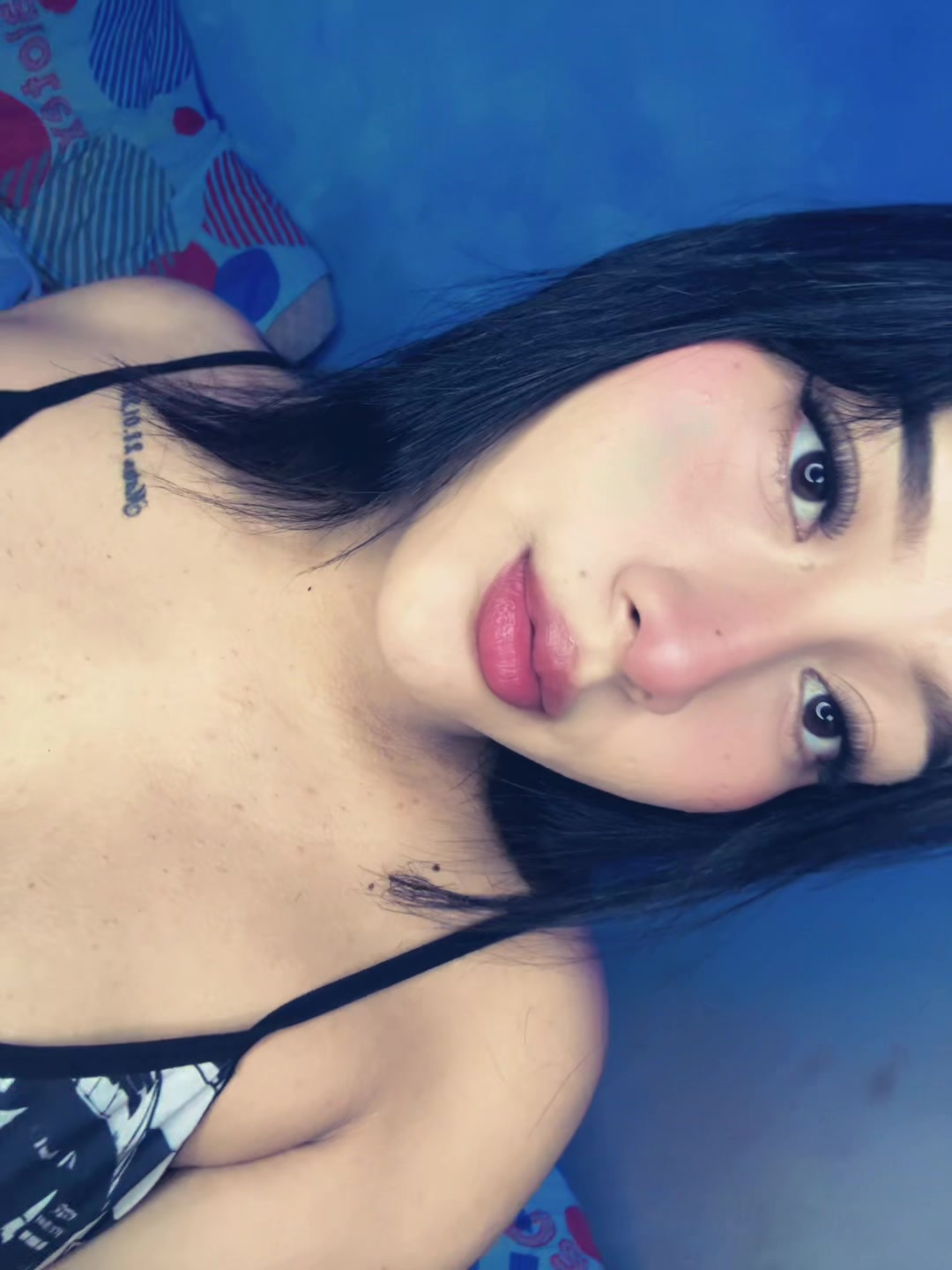 @Mariu_🦦