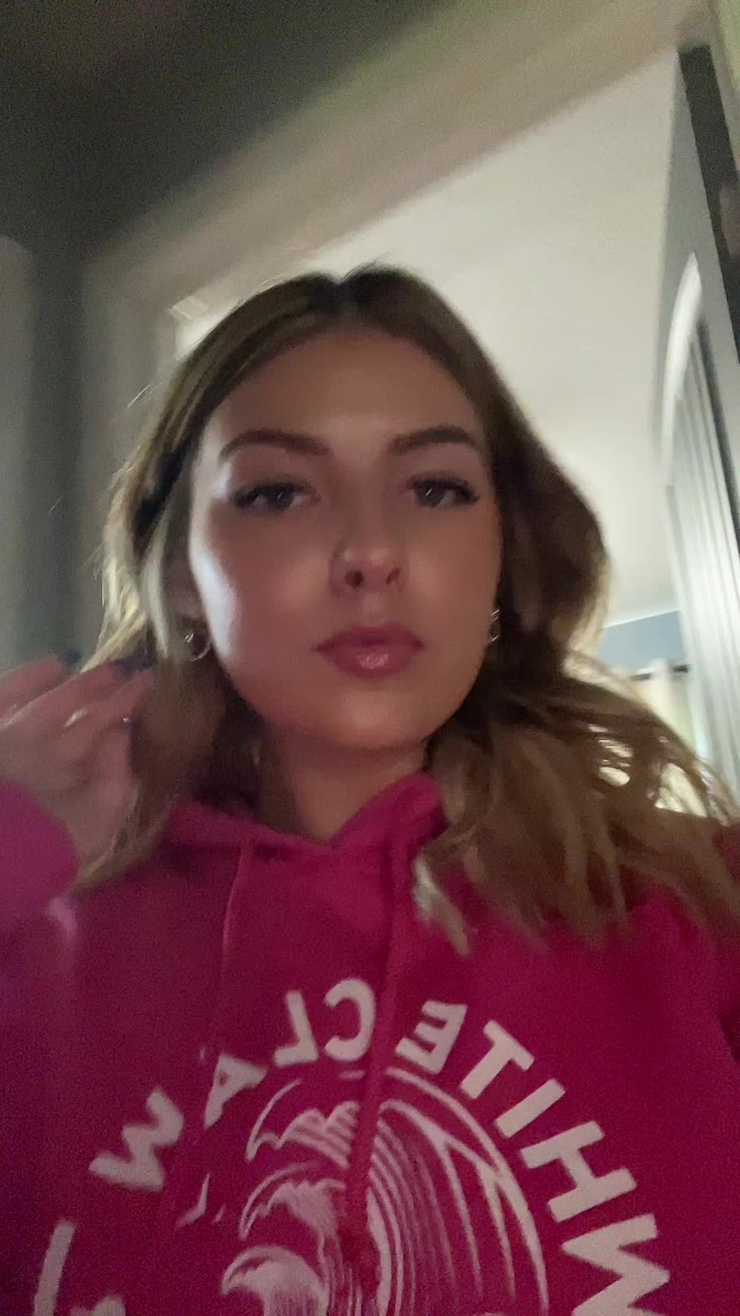 @riley🌟