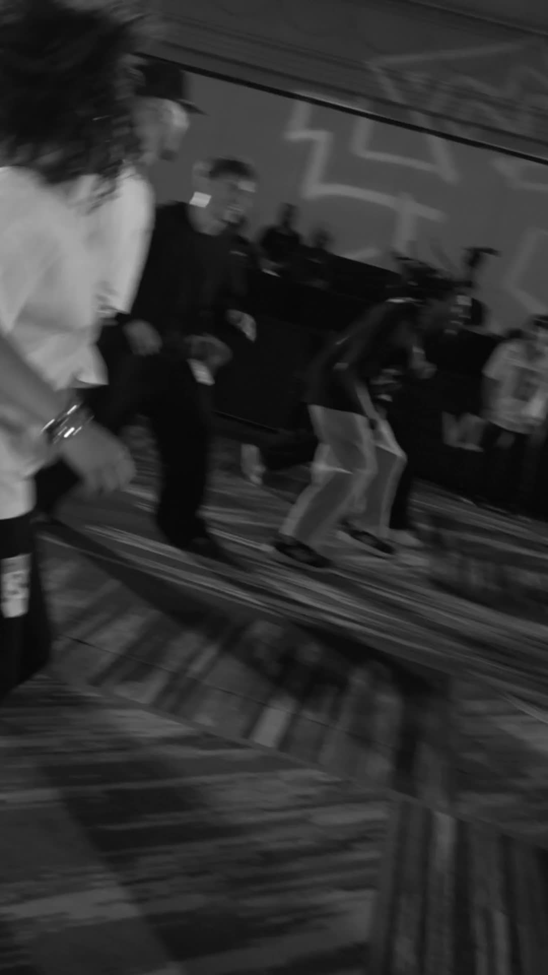 @Monsters Dance