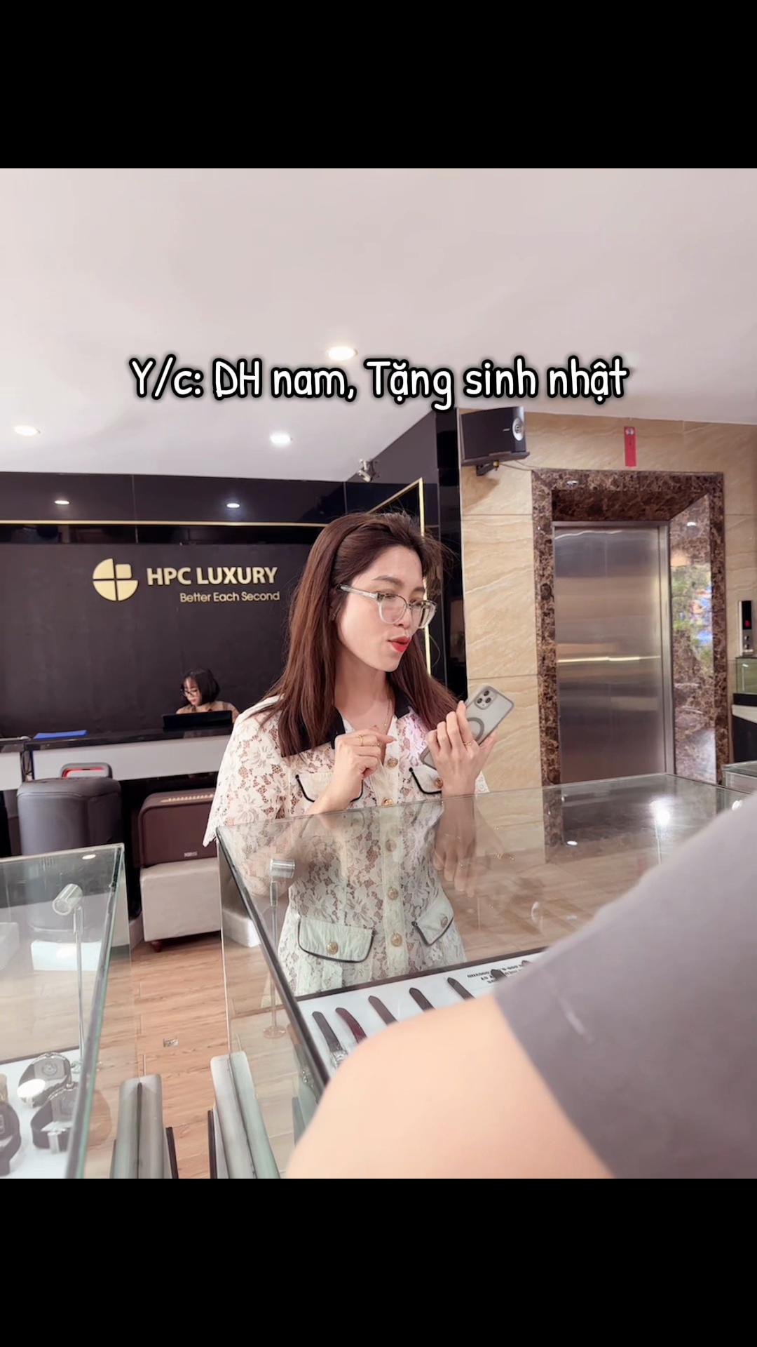 @Alexander Ferros Việt Nam