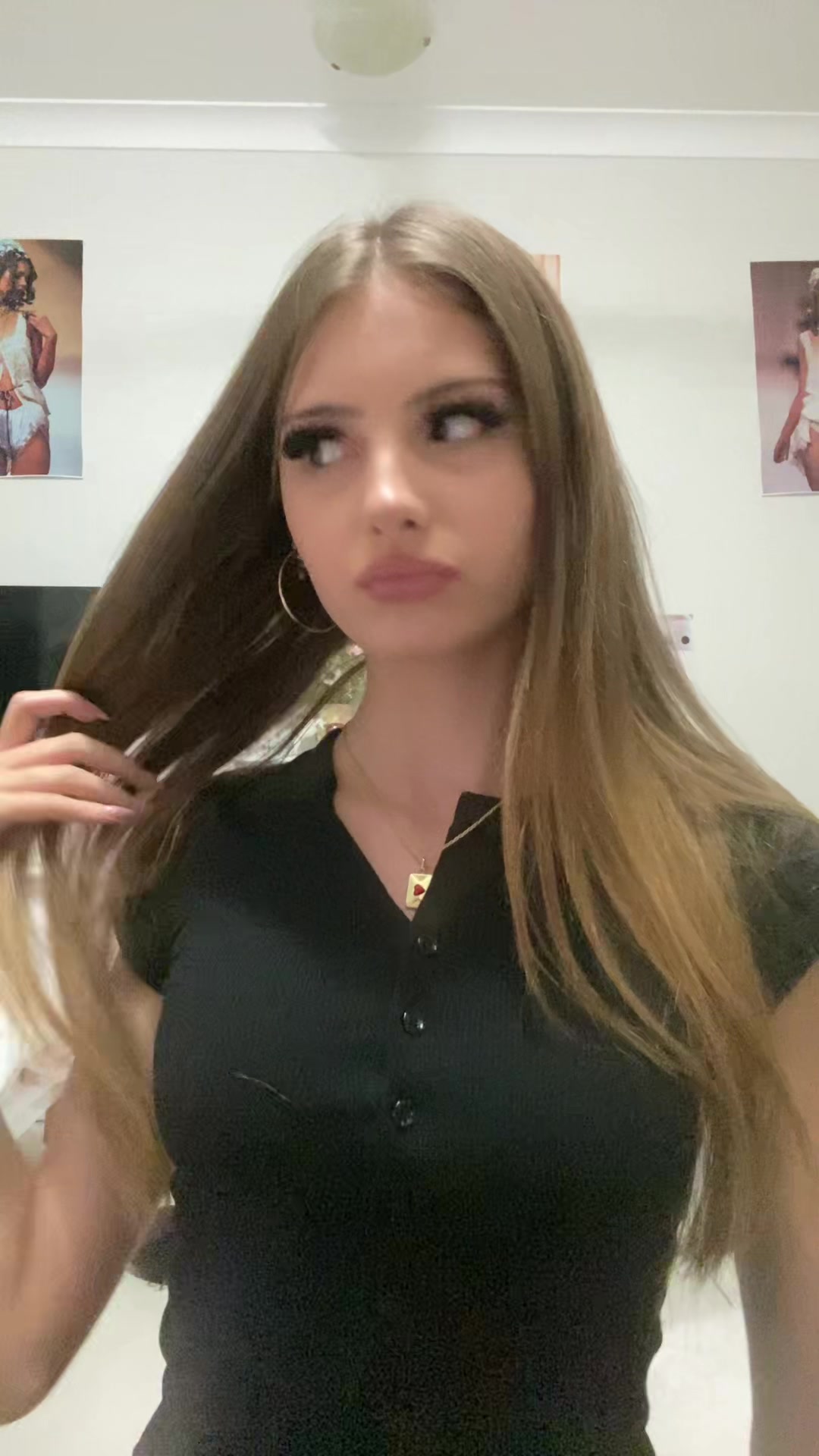 @elyssa🧁