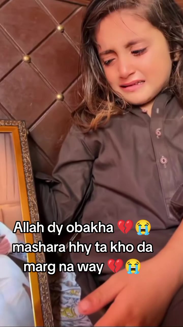 @⚔️MUJHID⚔️YARBASH⚔️