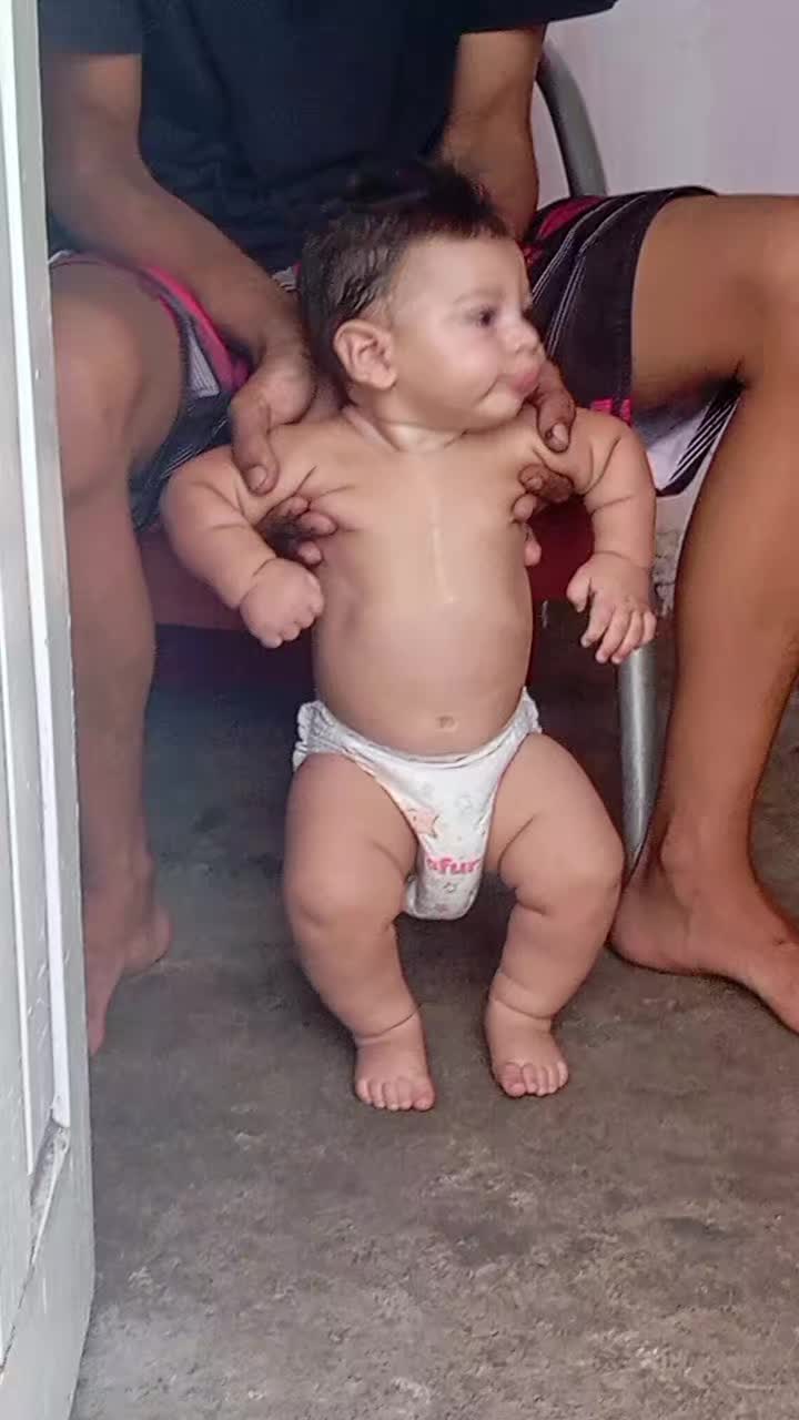 @pe&ccedil;a j&aacute; a sua m&uacute;sica