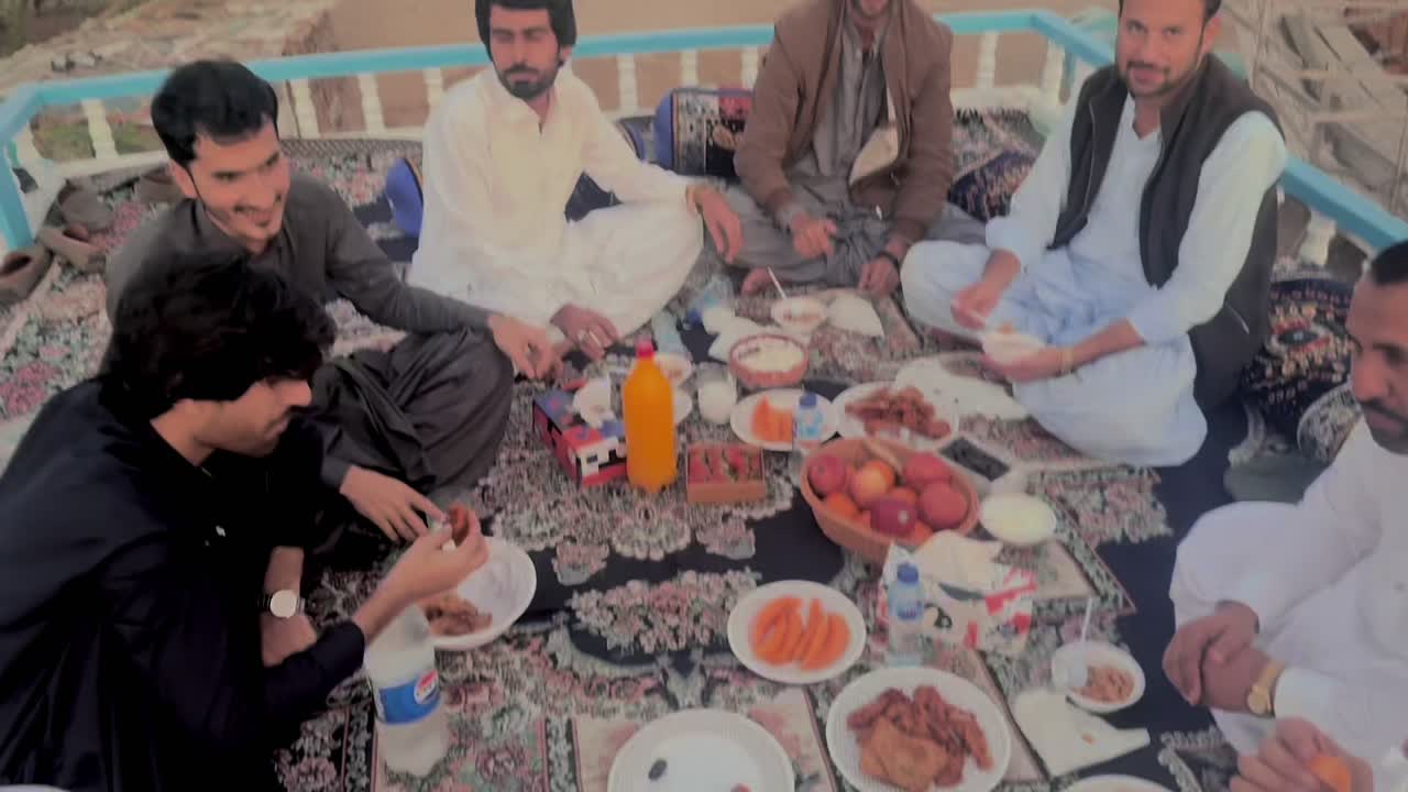 @LaaL KuLaNcHi