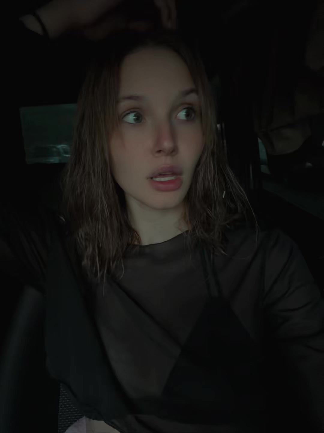 @<З