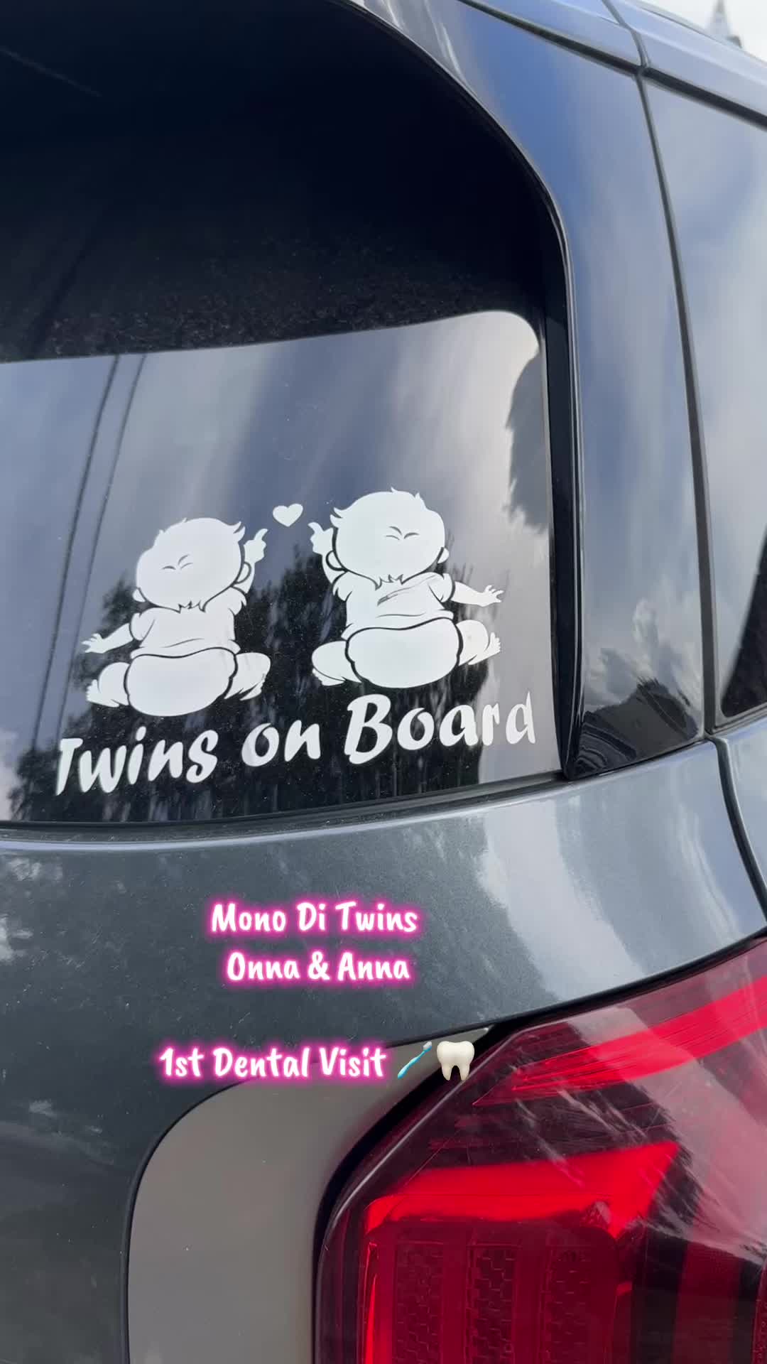 @twintasticpartyofsix