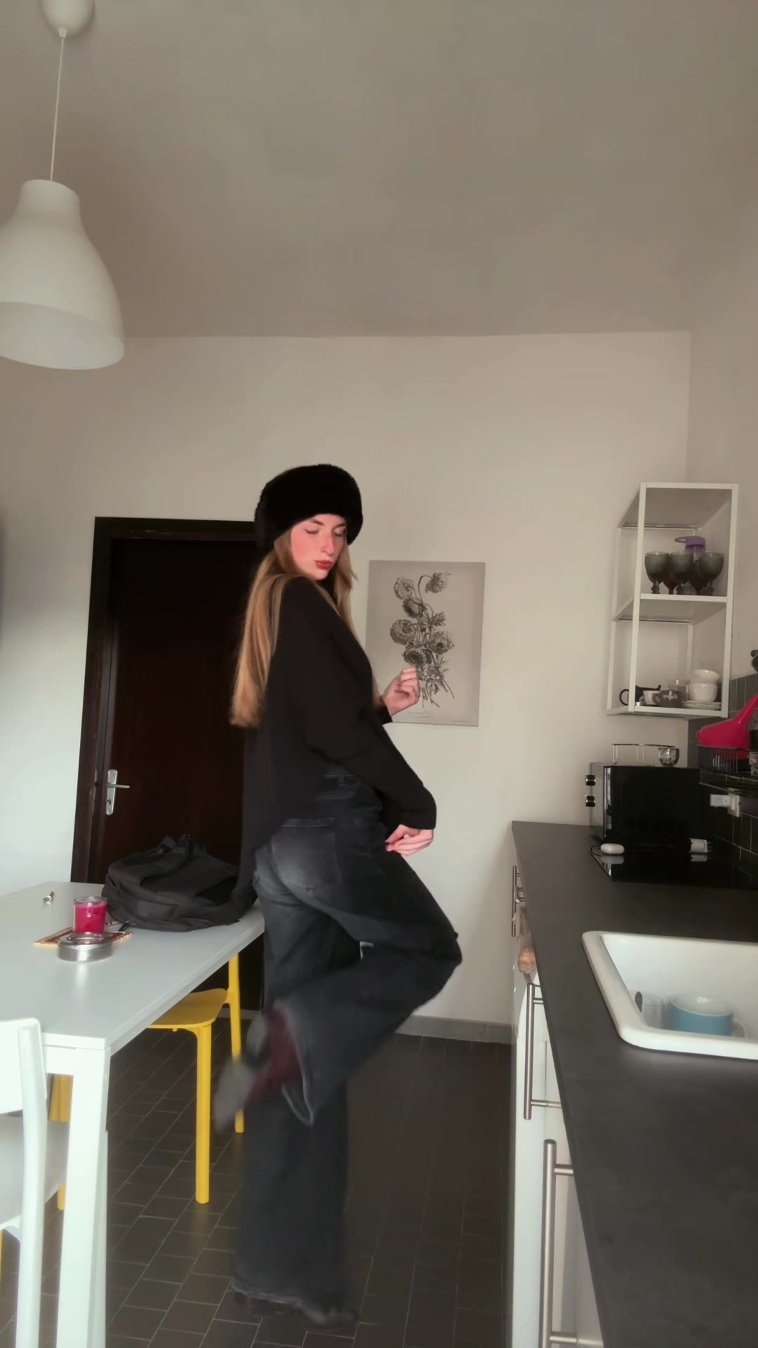 @mishelbratikovaaa