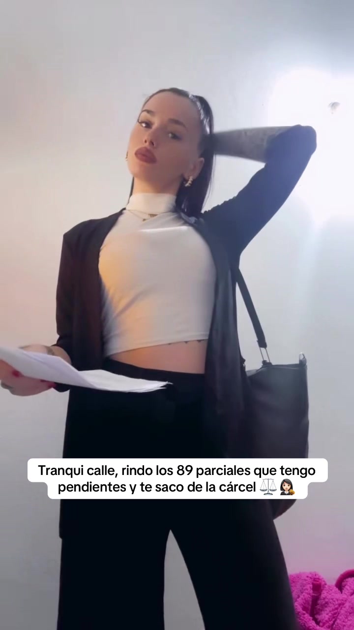 @CANDE SANCHEZ 🩷