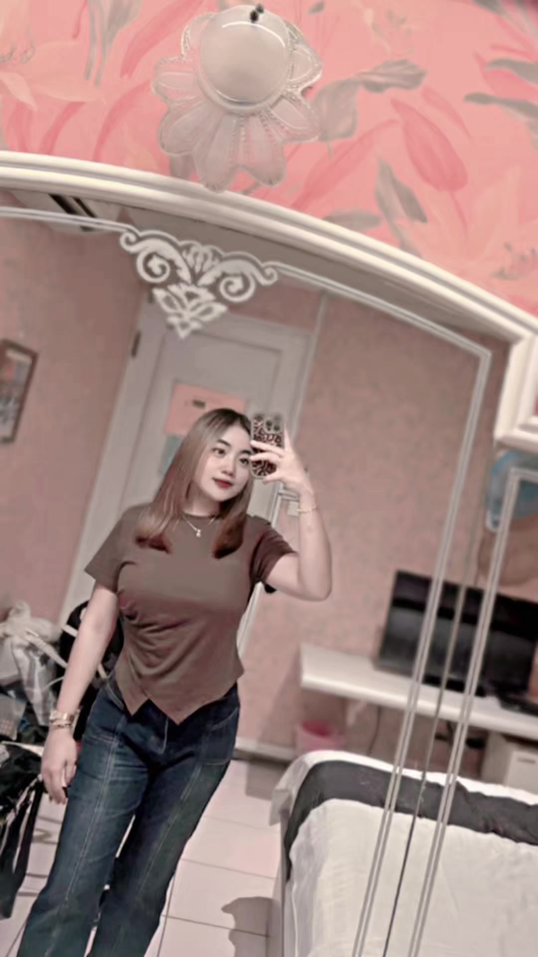 @D E K R A R A S 🦋
