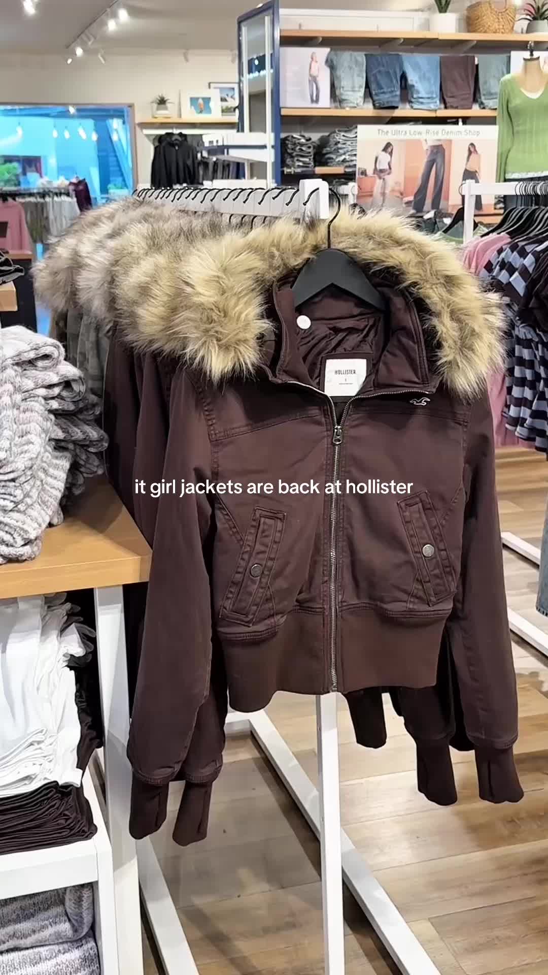 @hollister