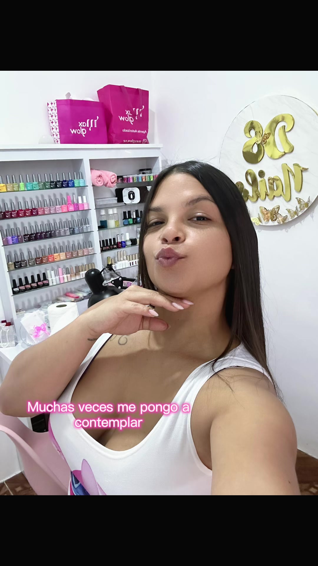 @Daniela Salas💕