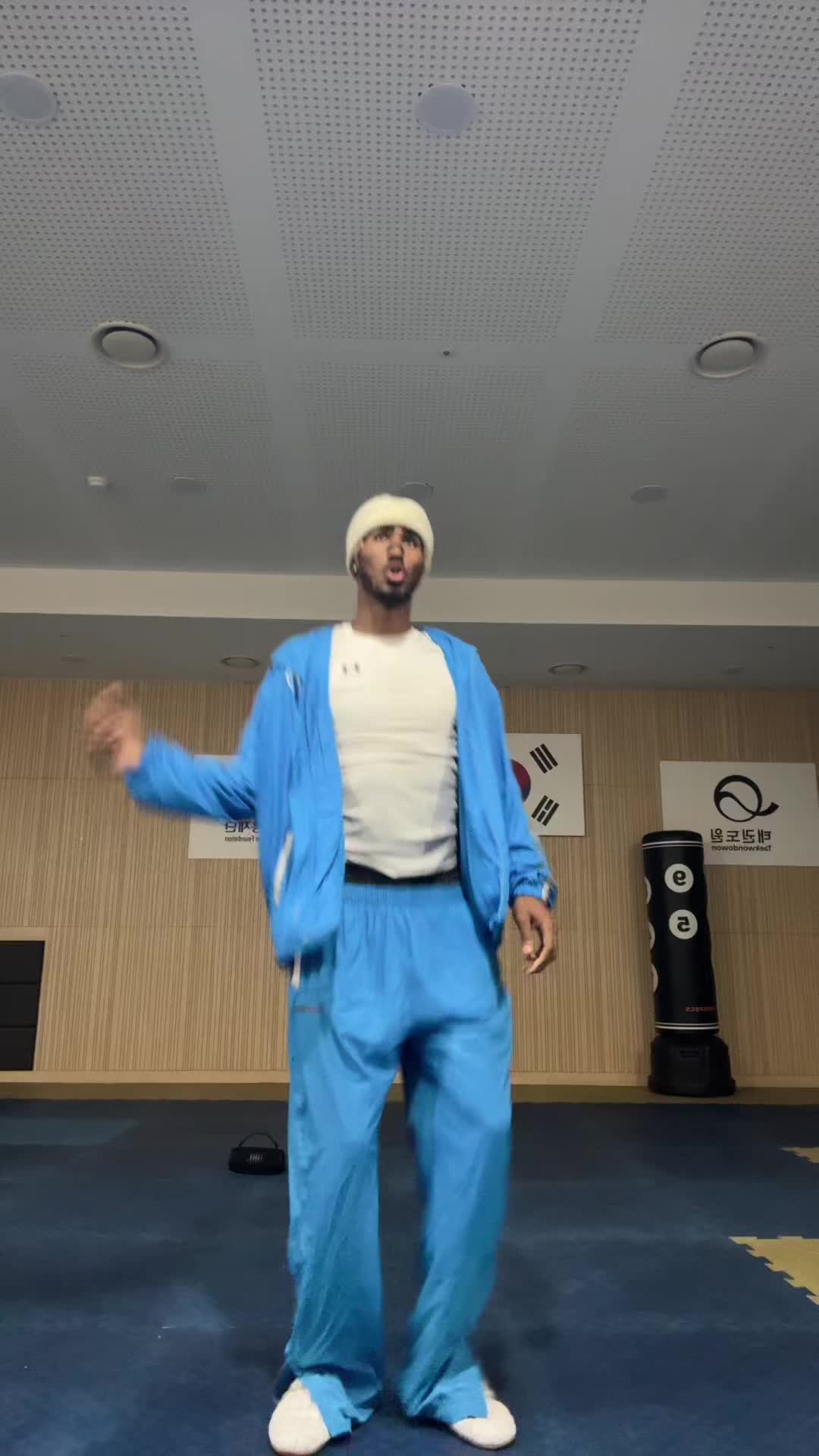 @ceej