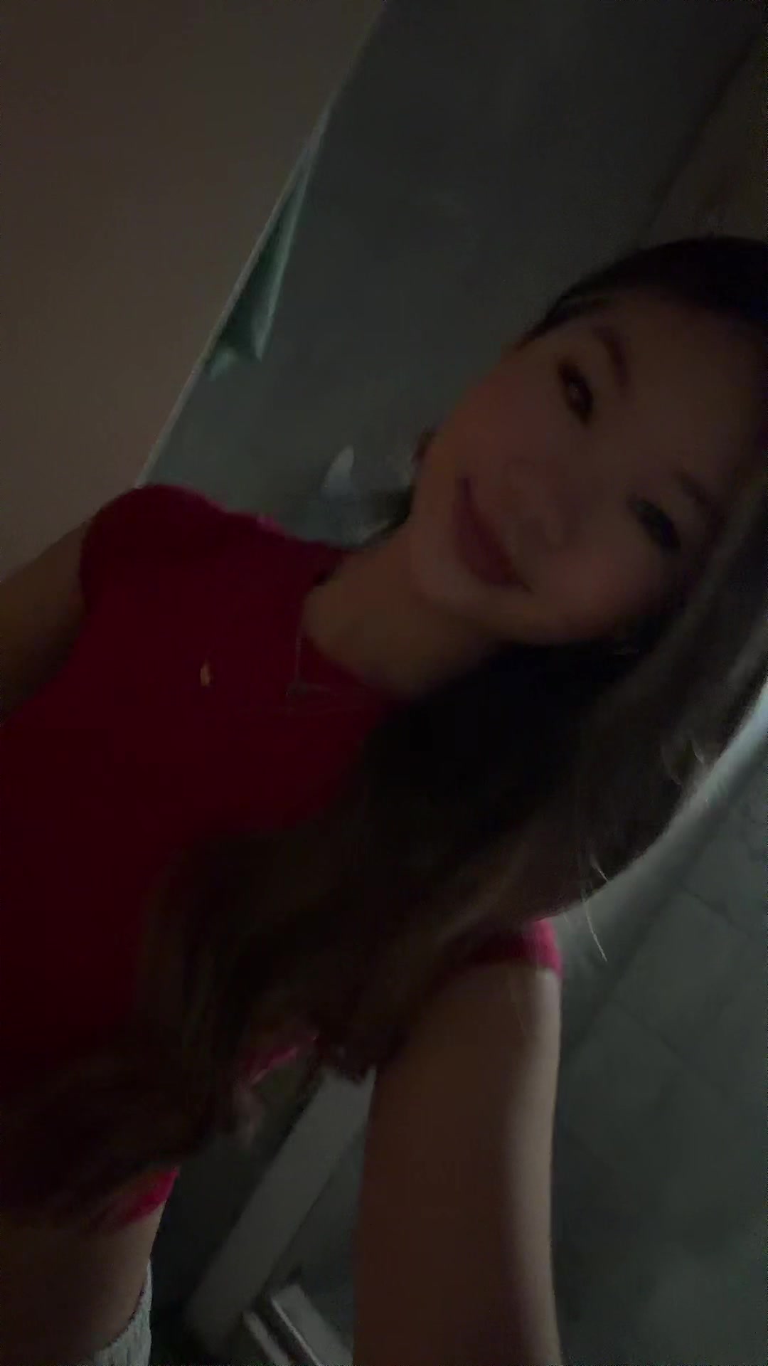 @ELLA CHAU