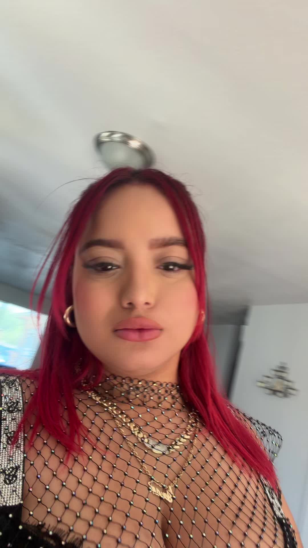 @MARÍA PAULA