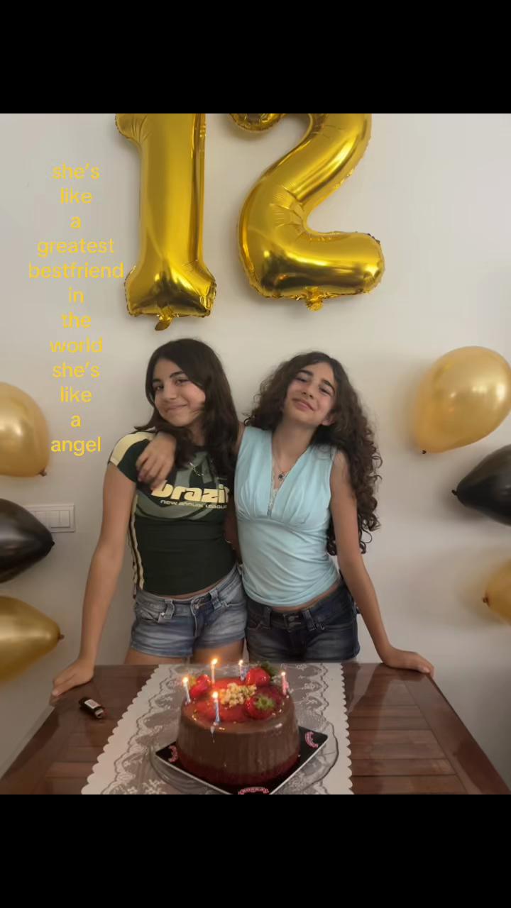 @𝐁𝐞𝐬𝐭 𝐓𝐰𝐢𝐧𝐬 👯♀️