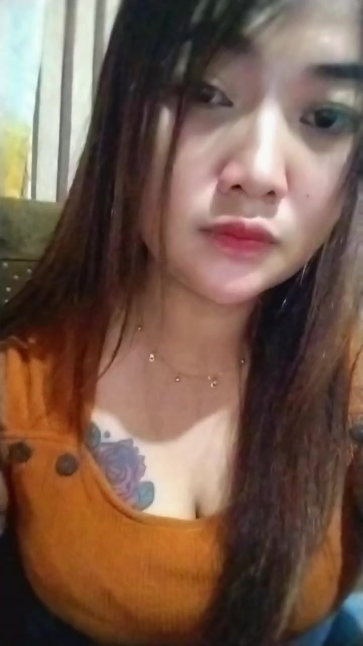 @Dek_feby