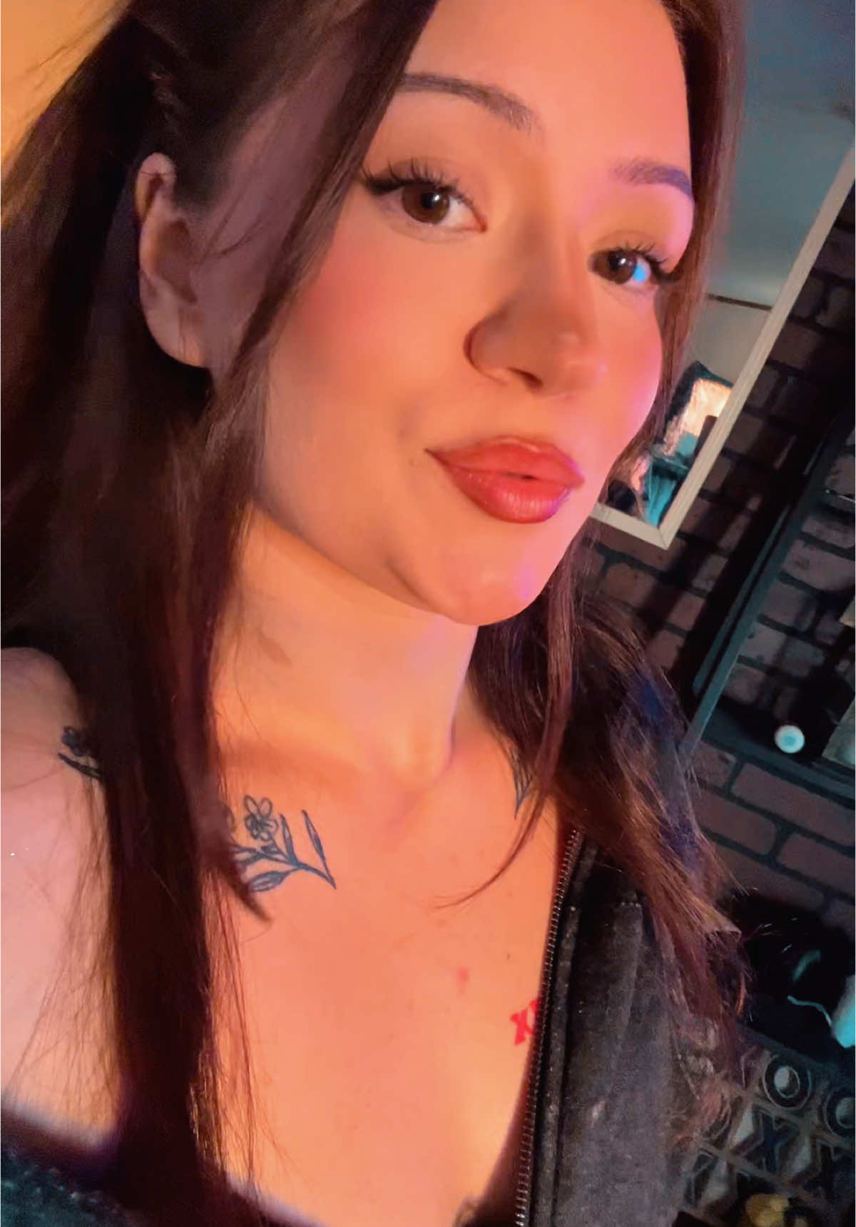 @haleyydmm