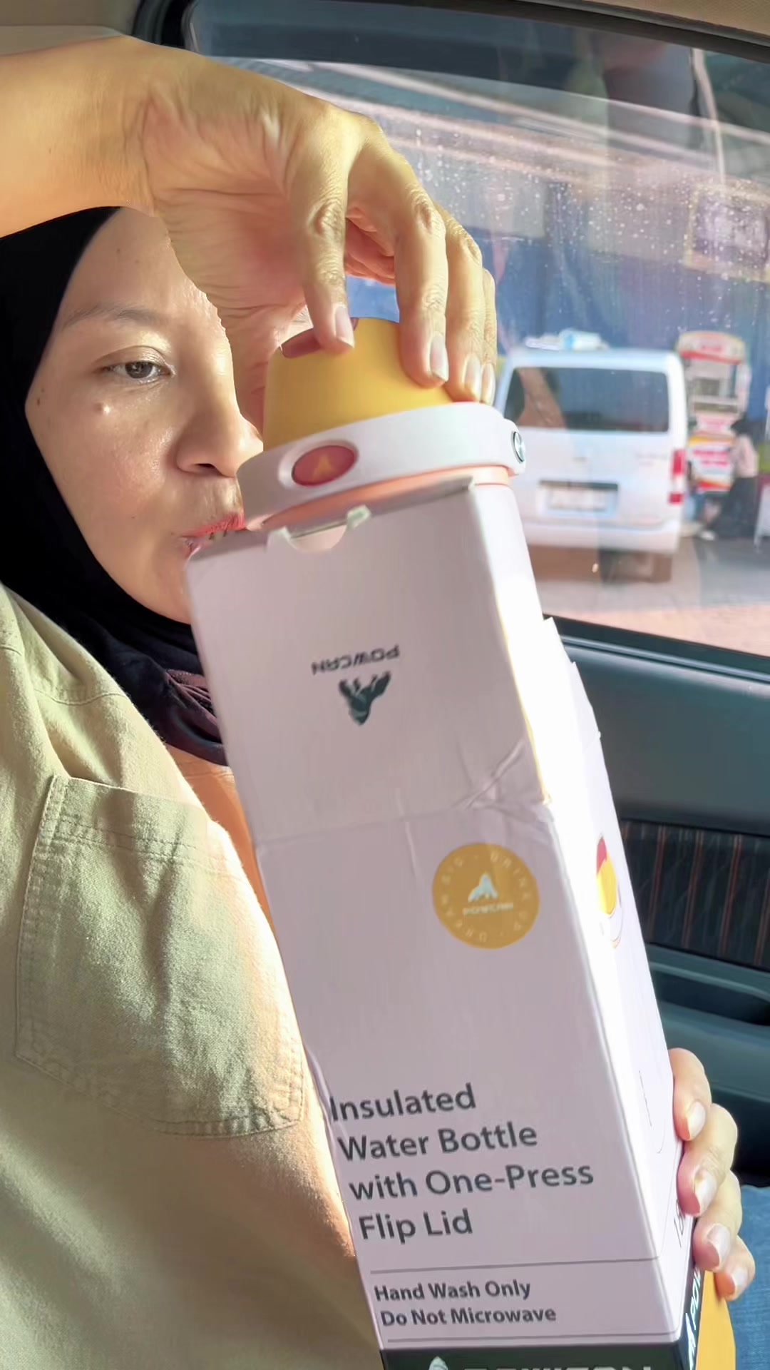 @LELI si paling TAS dan SANDAL