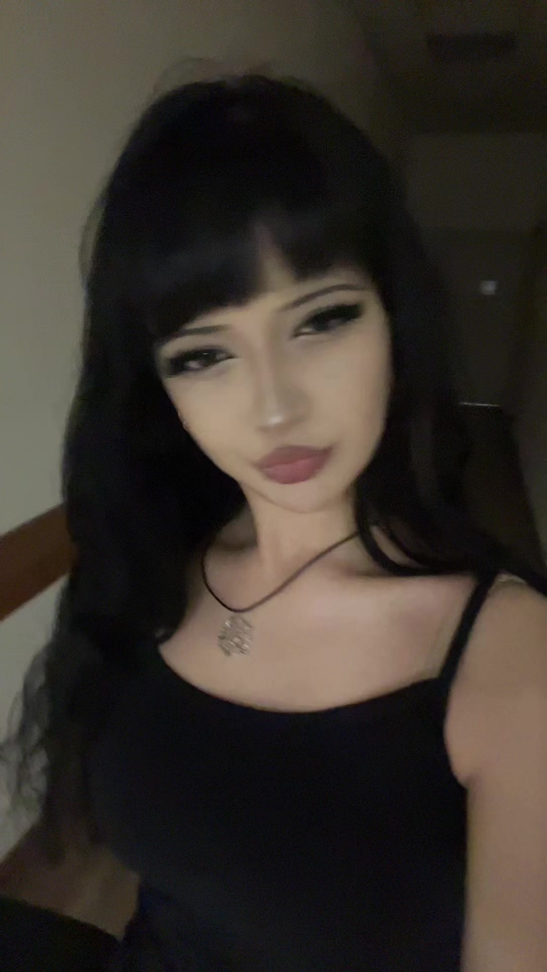@♛