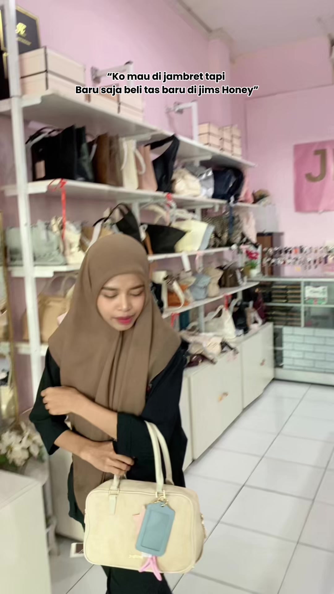@Rumah JimsHoney Timika