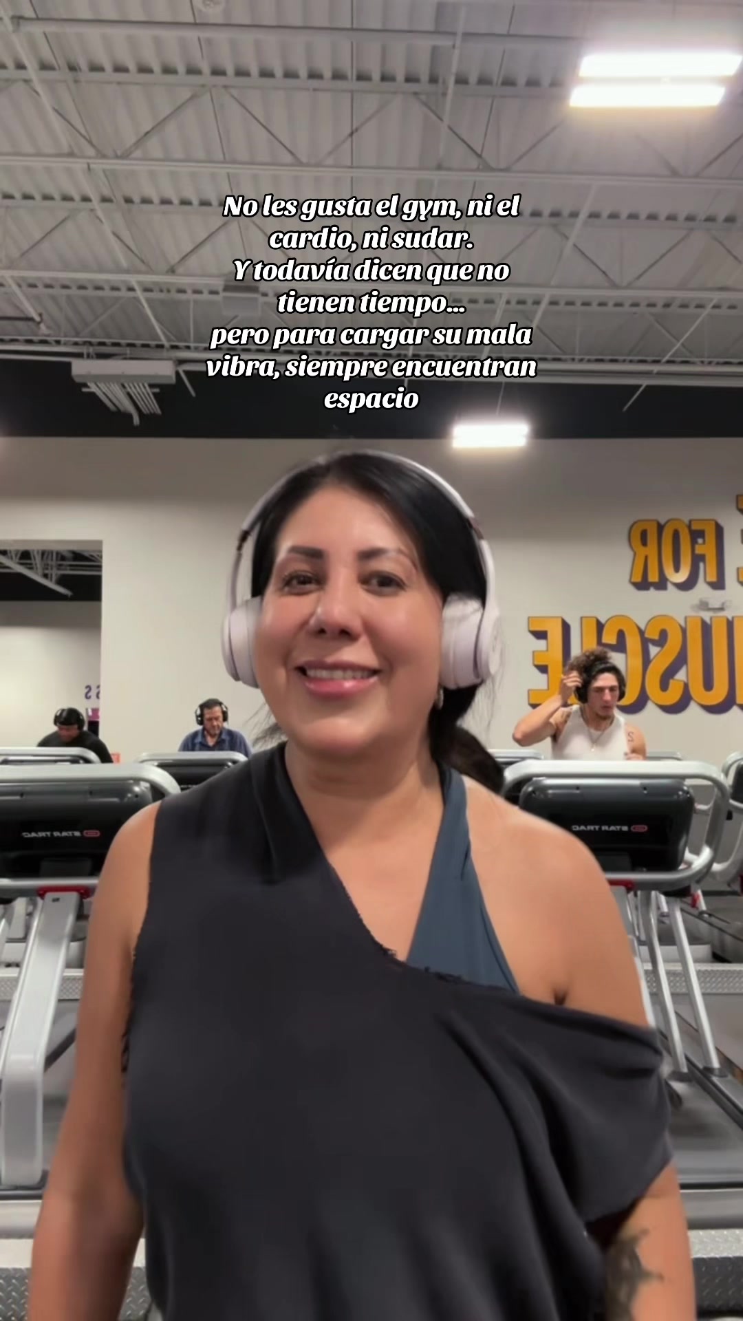 @Alisandy Flores