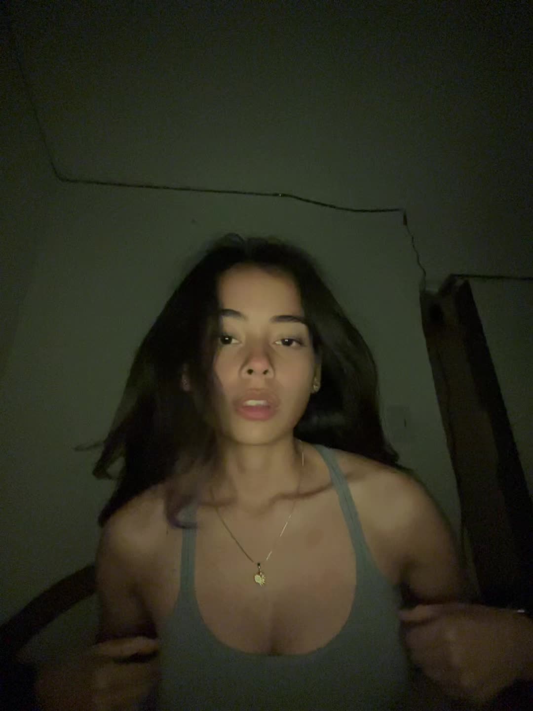 @Dey_