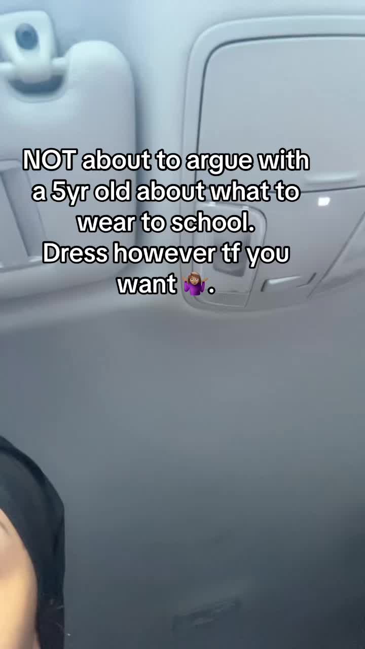 @Trayvia